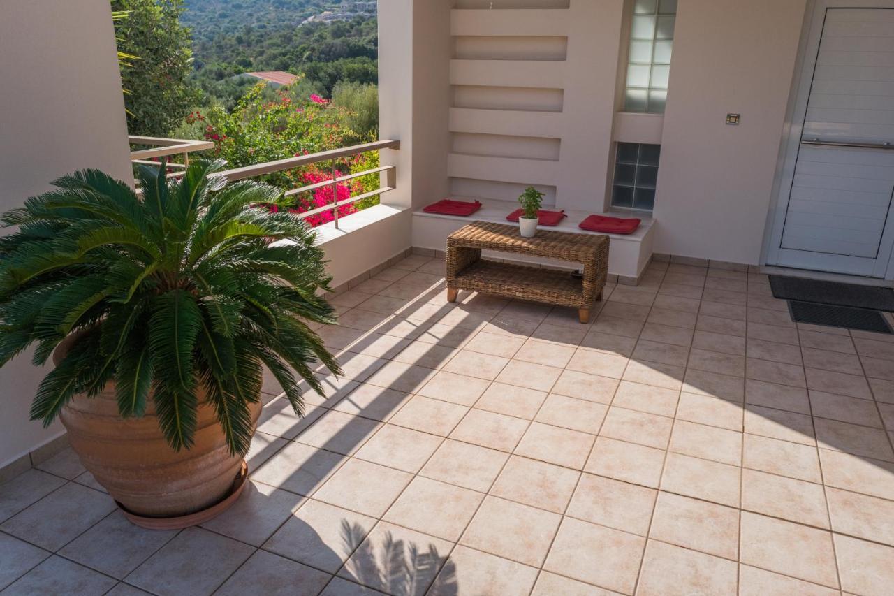 Cretan Ivory Villa Agios Nikolaos Buitenkant foto